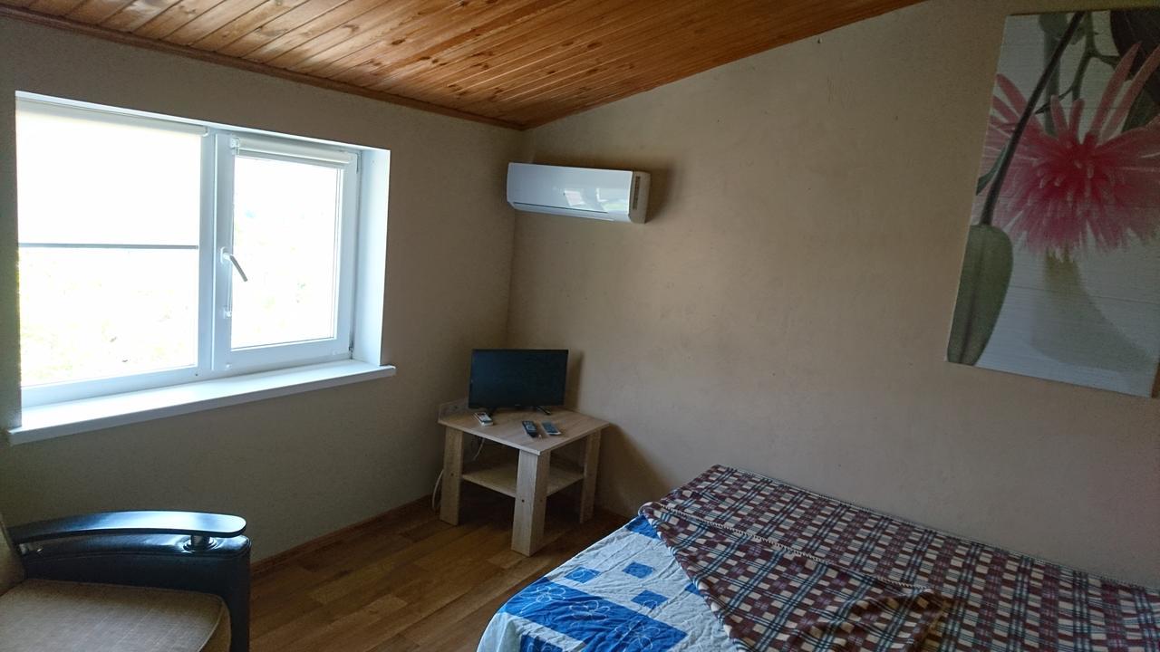 Guest House Dacha Karolino-Buhaz Esterno foto