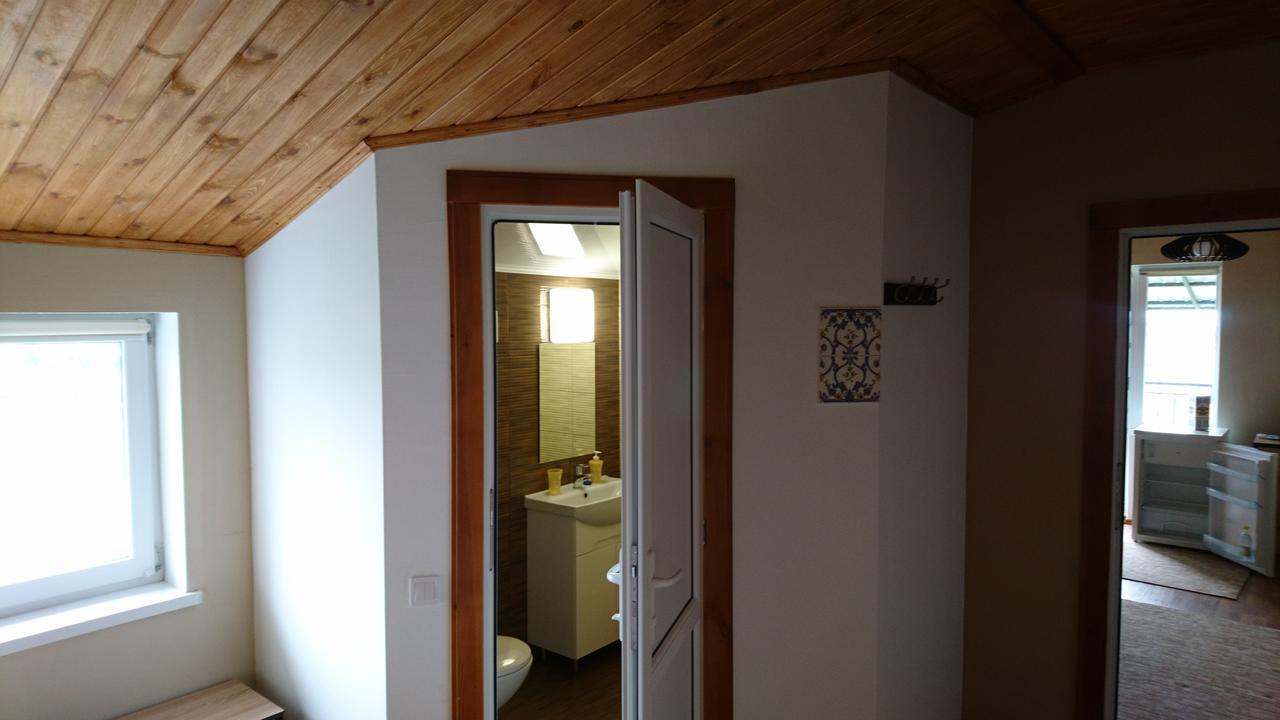 Guest House Dacha Karolino-Buhaz Esterno foto